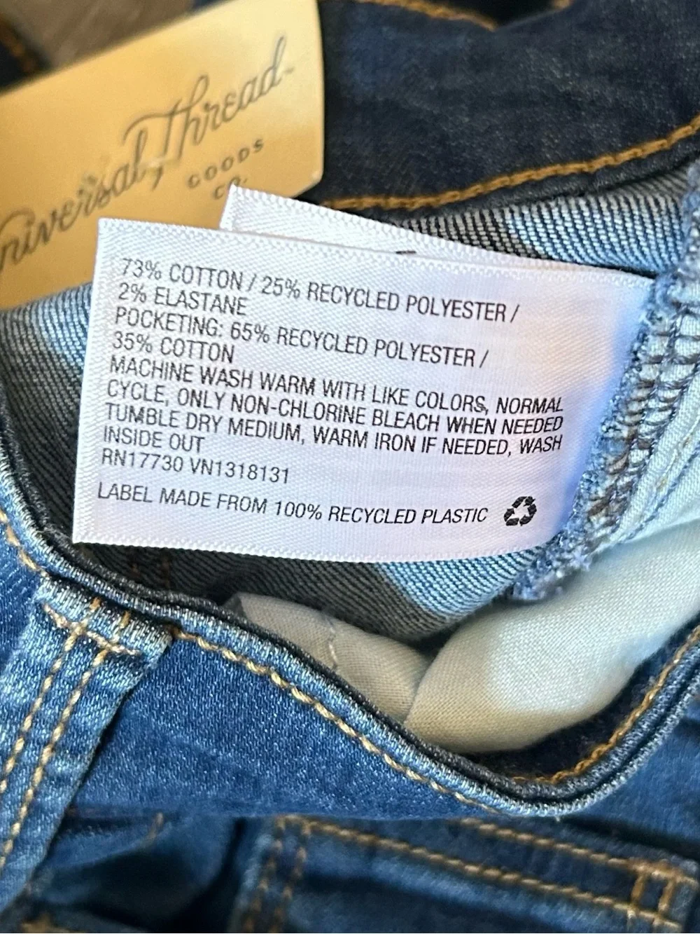 NWT Size 6 Universal Thread Medium Wash High Rise Skinny Jeans